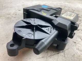 bontott VW POLO IV Bal első Ablakemelő Motor