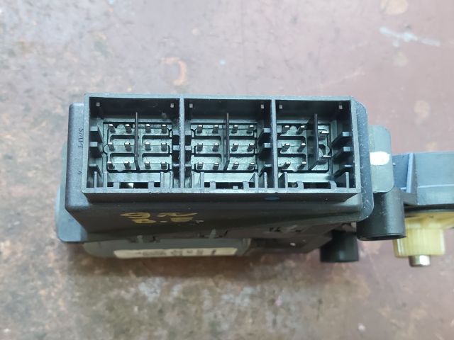 bontott VW POLO IV Bal első Ablakemelő Motor