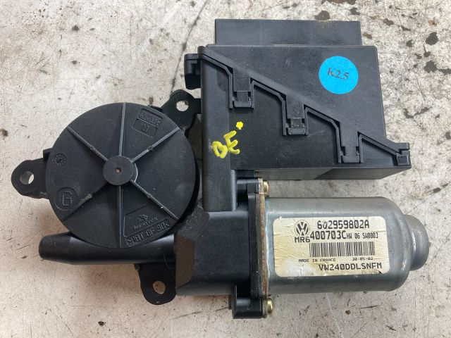 bontott VW POLO IV Bal első Ablakemelő Motor