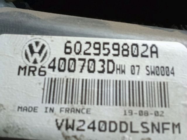 bontott VW POLO IV Bal első Ablakemelő Motor