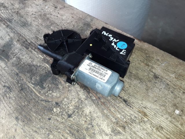 bontott VW POLO IV Bal első Ablakemelő Motor