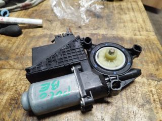 bontott VW POLO IV Bal első Ablakemelő Motor