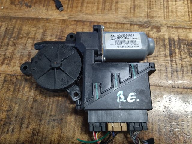 bontott VW POLO IV Bal első Ablakemelő Motor