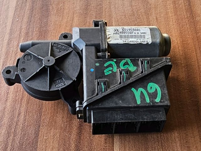 bontott VW POLO IV Bal első Ablakemelő Motor