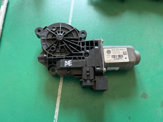 bontott VW POLO IV Bal első Ablakemelő Motor