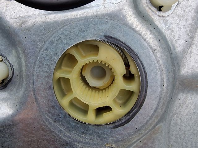 bontott VW POLO IV Bal első Ablakemelő Szerkezet (Elektromos)