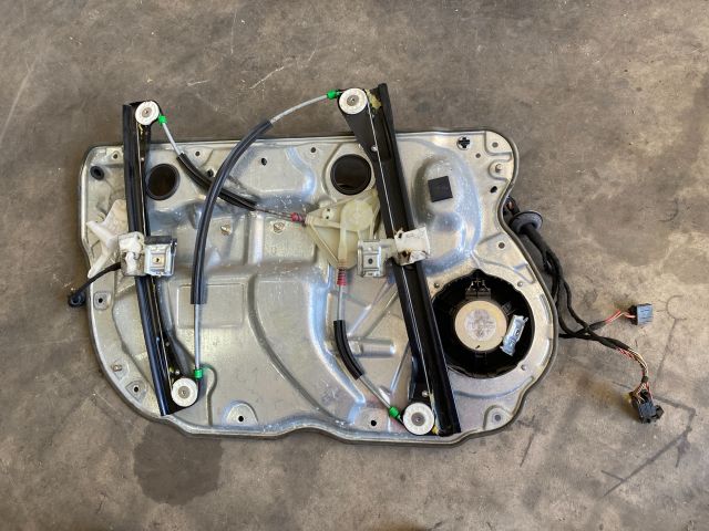 bontott VW POLO IV Bal első Ablakemelő Szerkezet (Elektromos)