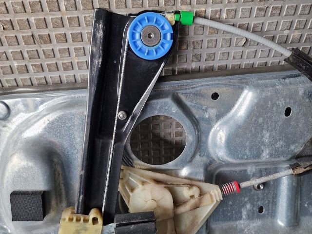 bontott VW POLO IV Bal első Ablakemelő Szerkezet (Elektromos)