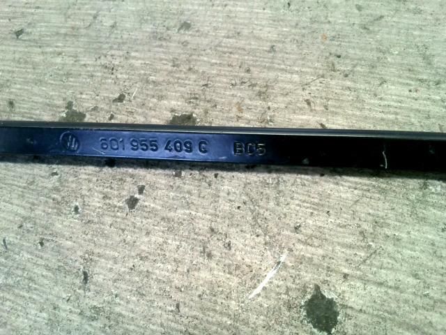 bontott VW POLO IV Bal első Ablaktörlő Kar