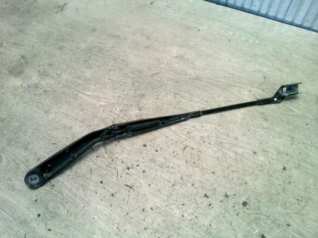 bontott VW POLO IV Bal első Ablaktörlő Kar