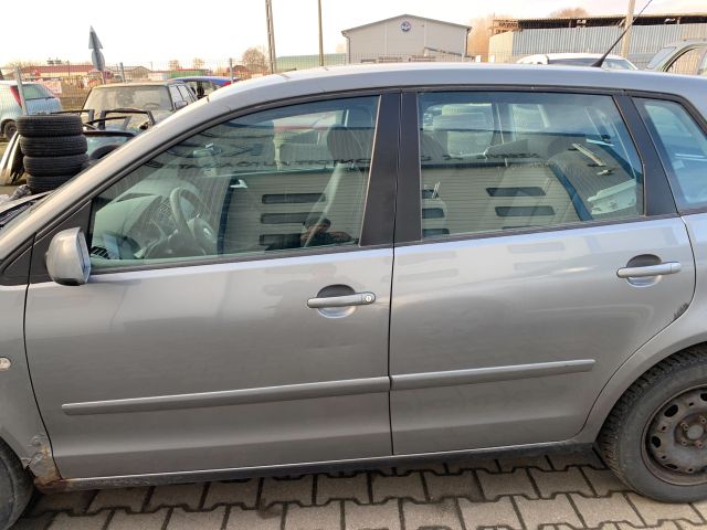 bontott VW POLO IV Bal első Ajtó (Részeivel)
