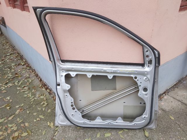 bontott VW POLO IV Bal első Ajtó (Üres lemez)