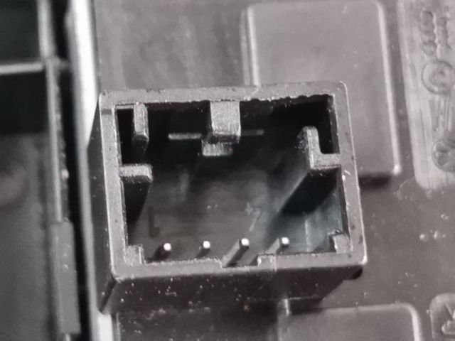 bontott VW POLO IV Bal első Ajtóbehúzó