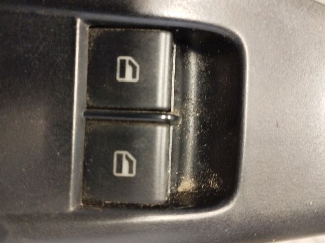 bontott VW POLO IV Bal első Ajtóbehúzó