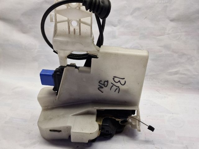 bontott VW POLO IV Bal első Ajtózár