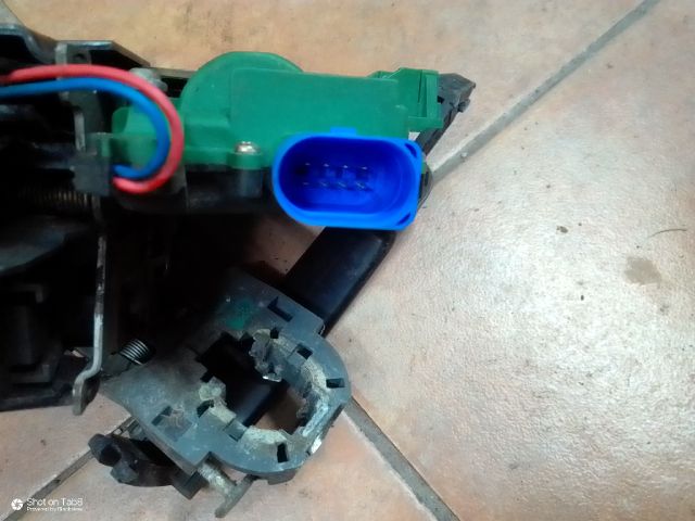 bontott VW POLO IV Bal első Ajtózár