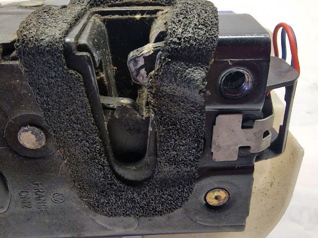 bontott VW POLO IV Bal első Ajtózár