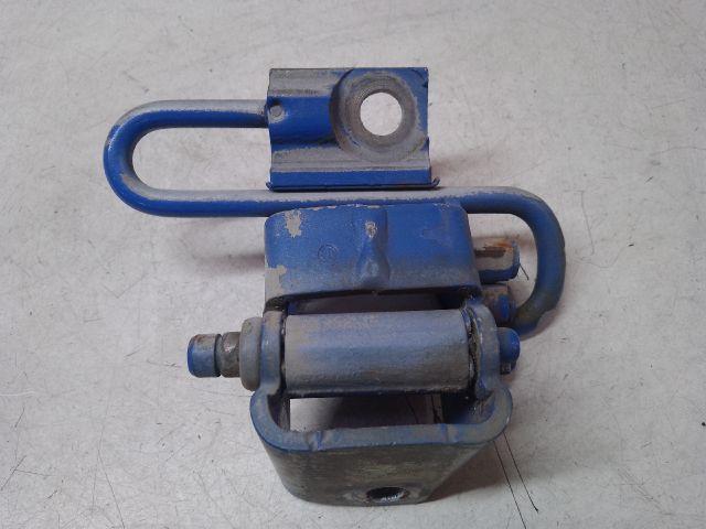 bontott VW POLO IV Bal első Alsó Zsanér