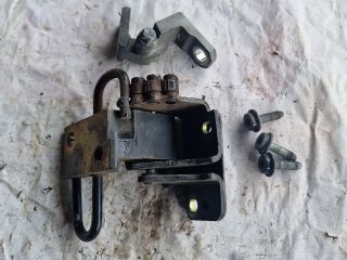 bontott VW POLO IV Bal első Alsó Zsanér