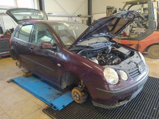 bontott VW POLO IV Bal első Alsó Zsanér