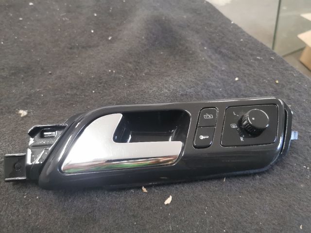 bontott VW POLO IV Bal első Belső Kilincs