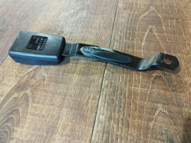 bontott VW POLO IV Bal első Biztonsági Öv Csat