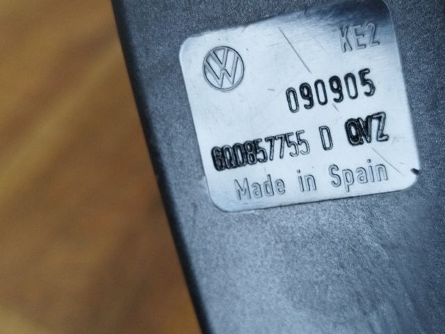 bontott VW POLO IV Bal első Biztonsági Öv Csat