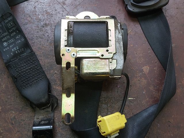 bontott VW POLO IV Bal első Biztonsági Öv