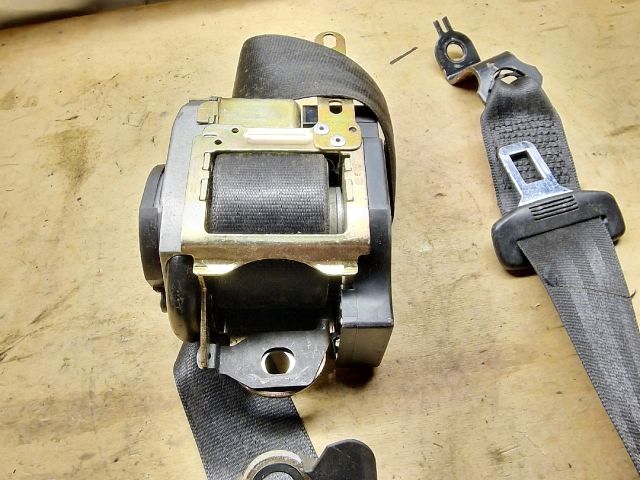 bontott VW POLO IV Bal első Biztonsági Öv