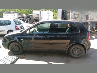 bontott VW POLO IV Bal első Gumikéder