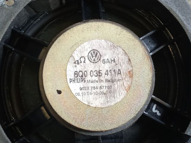 bontott VW POLO IV Bal első Hangszóró