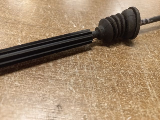 bontott VW POLO IV Bal első Kilincs Bowden