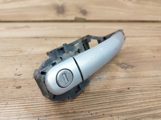 bontott VW POLO IV Bal első Külső Kilincs