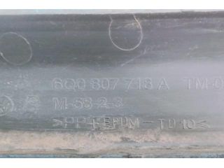 bontott VW POLO IV Bal első Lökhárító Díszléc