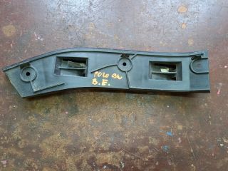 bontott VW POLO IV Bal első Lökhárító Tartó (Műanyag)