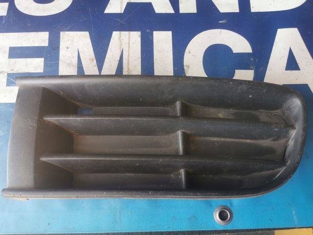 bontott VW POLO IV Bal első Lökhárító Vakborítás