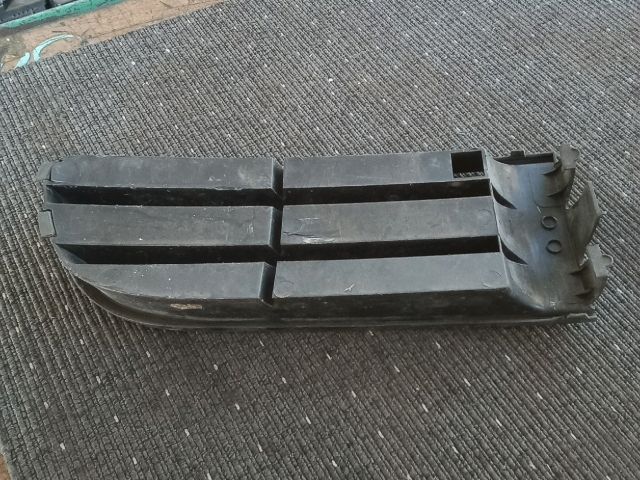 bontott VW POLO IV Bal első Lökhárító Vakborítás