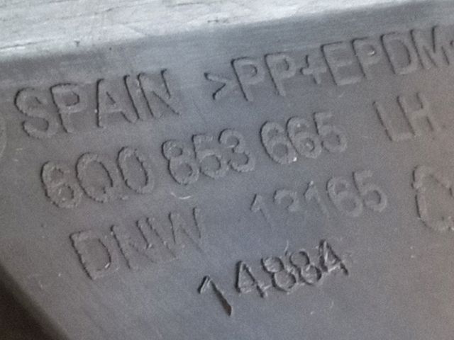 bontott VW POLO IV Bal első Lökhárító Vakborítás