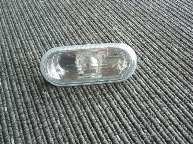 bontott VW POLO IV Bal első Sárvédő Irányjelző