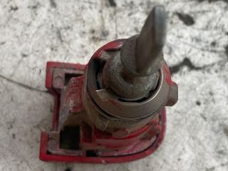 bontott VW POLO IV Bal első Zárbetét