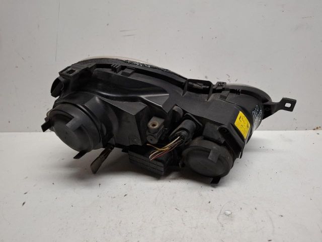 bontott VW POLO IV Bal Fényszóró