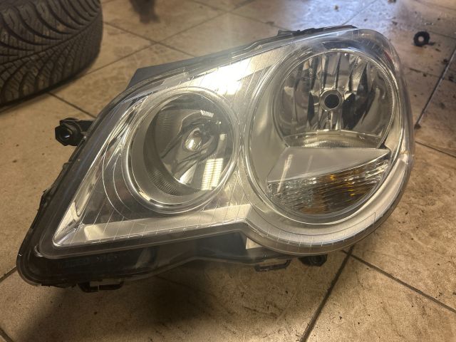 bontott VW POLO IV Bal Fényszóró