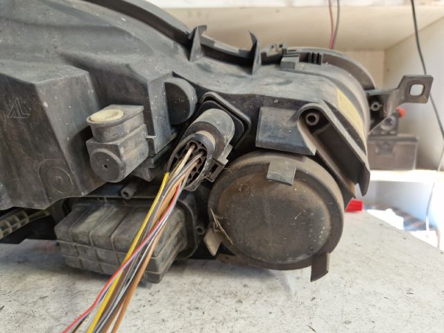 bontott VW POLO IV Bal Fényszóró