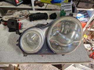 bontott VW POLO IV Bal Fényszóró