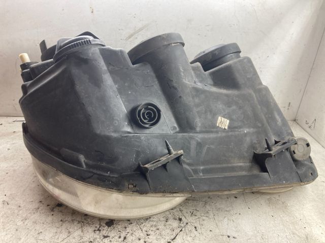 bontott VW POLO IV Bal Fényszóró