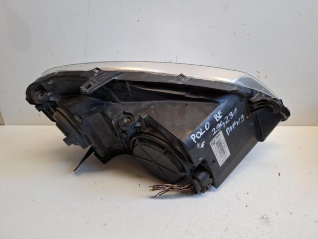 bontott VW POLO IV Bal Fényszóró