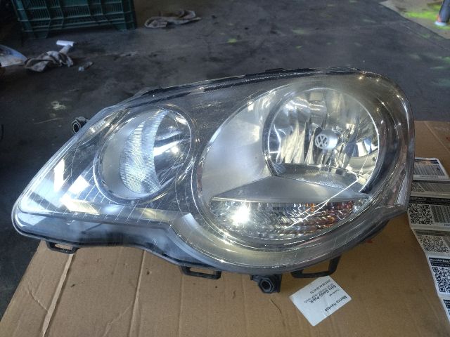 bontott VW POLO IV Bal Fényszóró