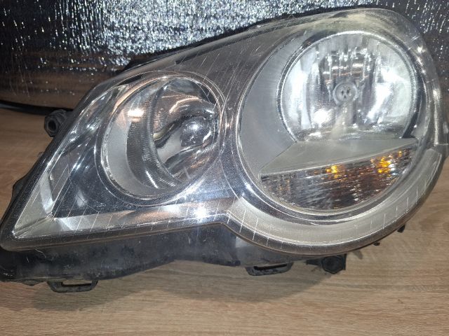 bontott VW POLO IV Bal Fényszóró