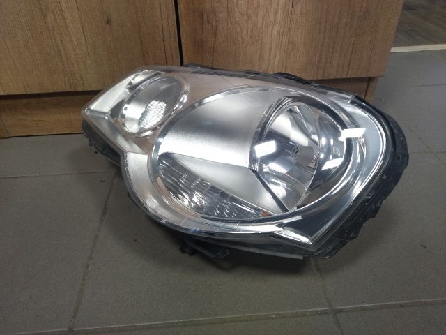 bontott VW POLO IV Bal Fényszóró