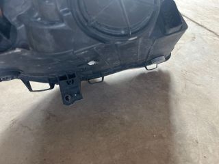 bontott VW POLO IV Bal Fényszóró